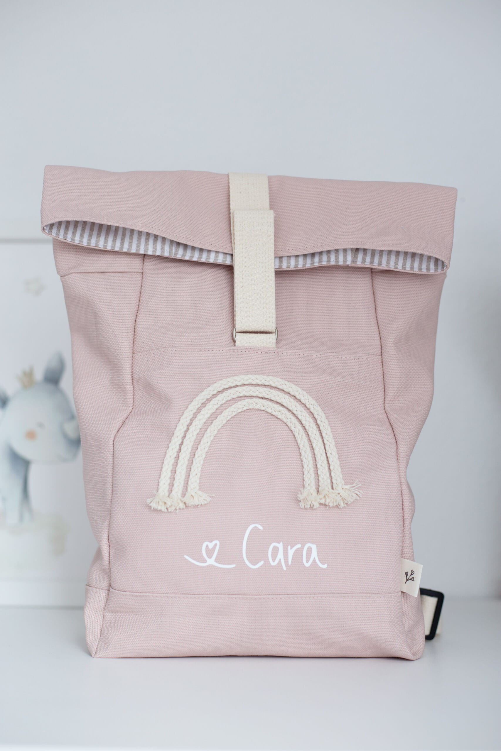 Kinderrucksack Rolltop personalisiert Regenbogen – Bild 7