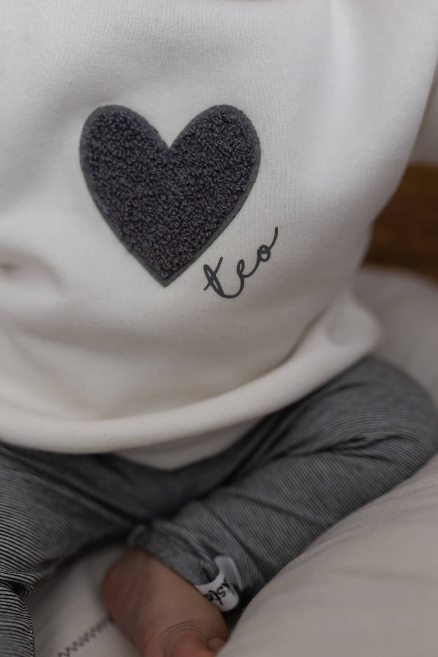 Sweater mit Herz – Bild 3