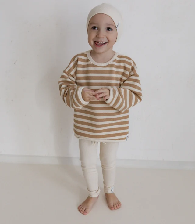 Die Natur Rib Leggings ist etwas dünner als unsere Ste anderen Leggings. Leicht und angenehm jetzt im Frühling, passt zu fast jedem Outfit.